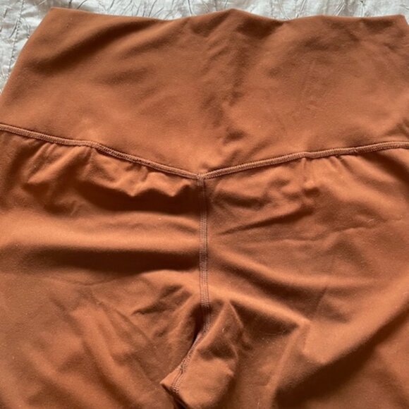 Yelete Active Brown Flared Leggings Size L NWT - Picture 10 of 10